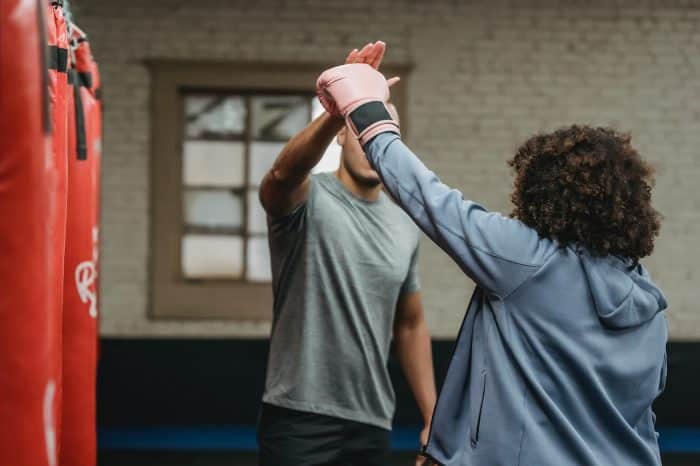 Cours d'initiation Self Defense 1 pexels julia larson 6456218